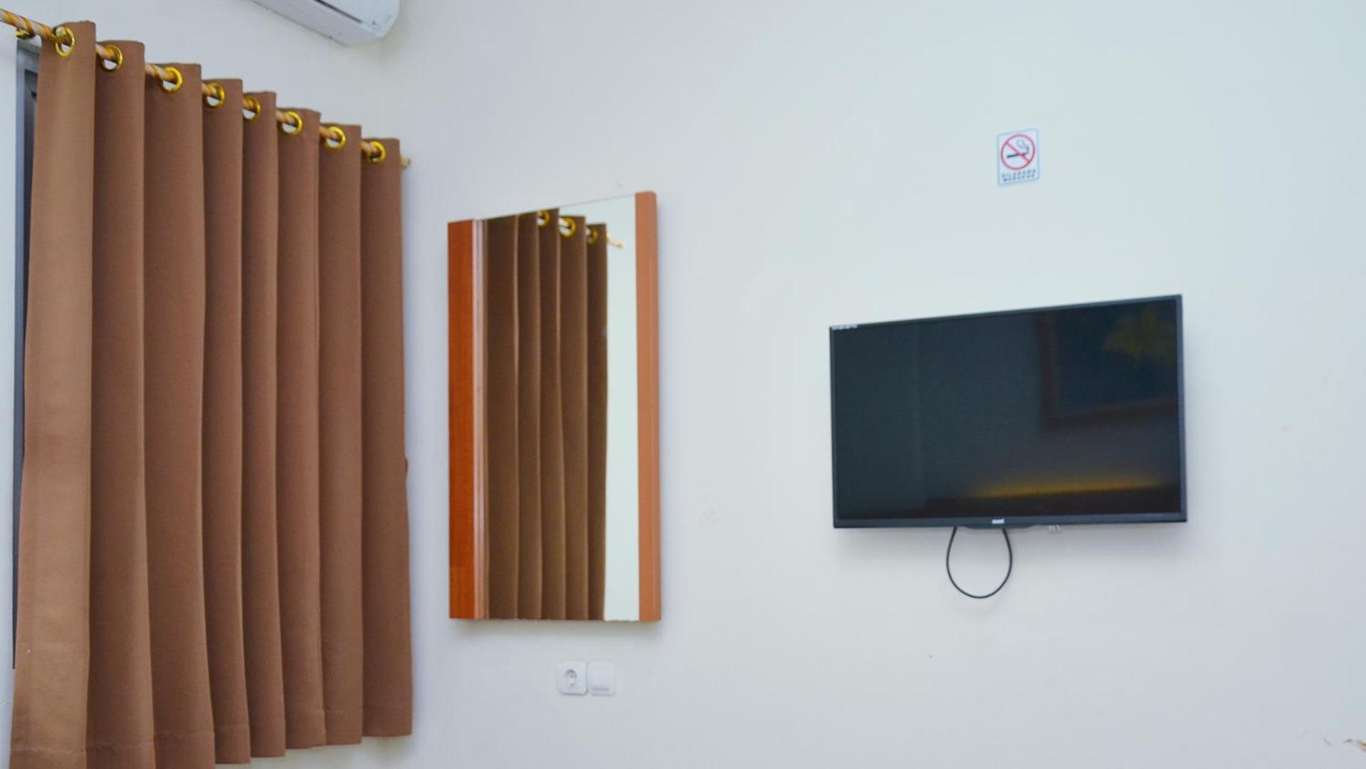 Gaia Asri Hotel Pamanukan Hilir Pokój zdjęcie